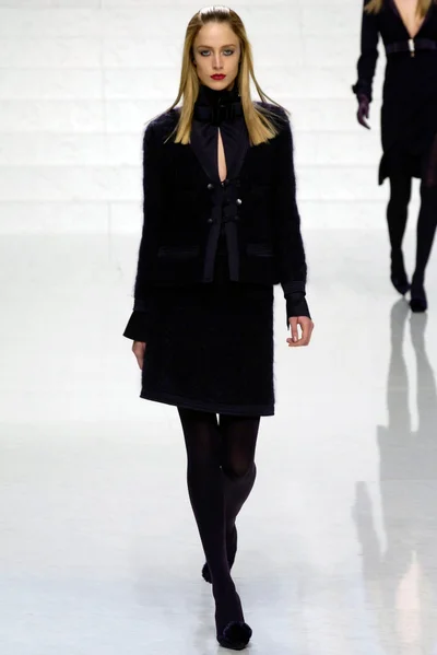 Look 35